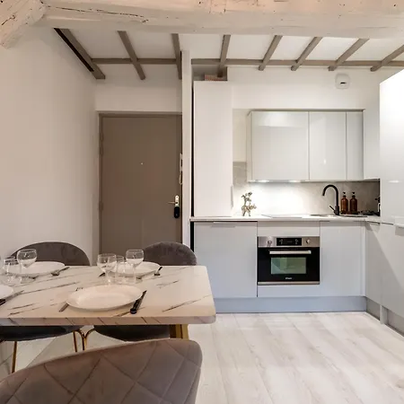 Caron - De Gamme Avec Hyper Centre